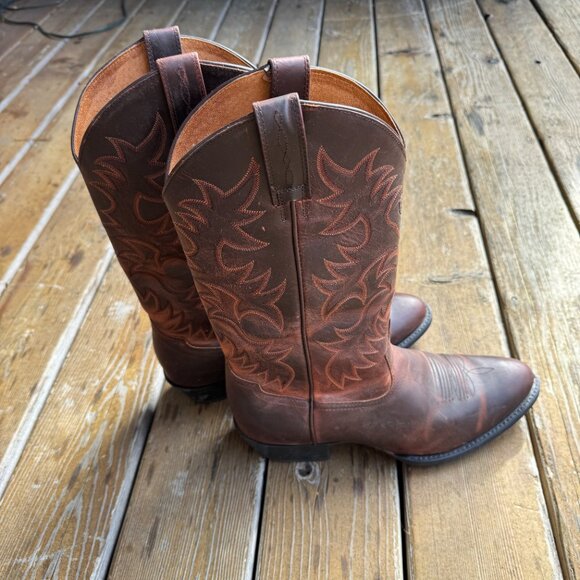 EUC ARIAT Heritage R Toe Brown Leather Western Cowboy Boot - Men's 12 - Picture 2 of 13